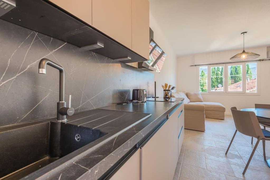 2P Neuf Au Coeur De St Jean Cap Ferrat Apartman Saint-Jean-Cap-Ferrat Kültér fotó