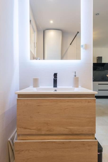 2P Neuf Au Coeur De St Jean Cap Ferrat Apartman Saint-Jean-Cap-Ferrat Kültér fotó